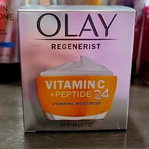 Olay regenerist vitamin c+peptide 24 hydrating moisturizer
